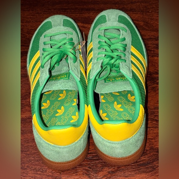 Adidas size 11 - Picture 9 of 14